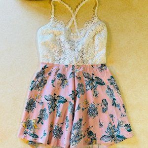 Zaful Lace Floral Romper sz M 6